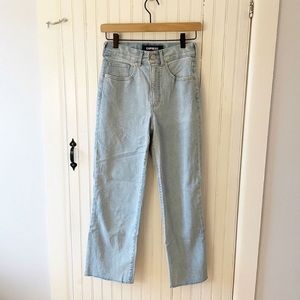 EXPRESS jeans Cropped Wide Leg High Rise 00 light wash stretch